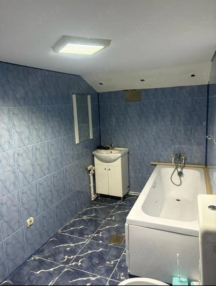 Casă cu 6 camere în Central