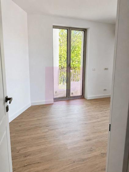 Apartament cu 3 camere decomandat în Armeneasca