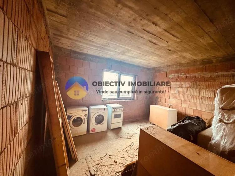Casă cu Teren 500 Mp în Central