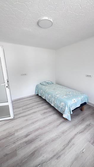 Casă individuală cu 3 camere cu Teren 261 Mp în Est