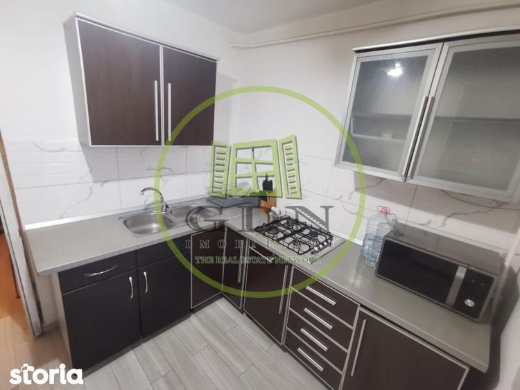 Apartament cu 3 camere decomandat în Decebal