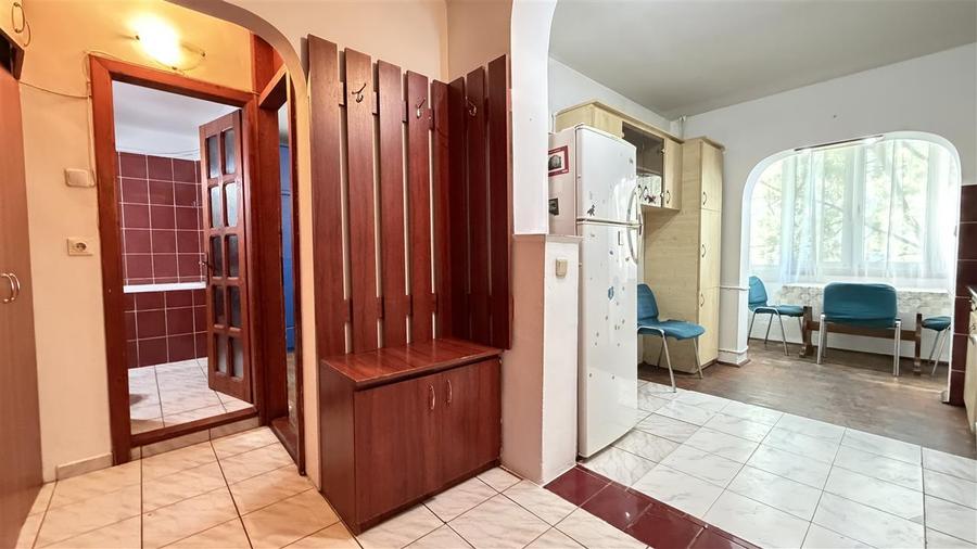 Apartament cu 2 camere decomandat în Iosia