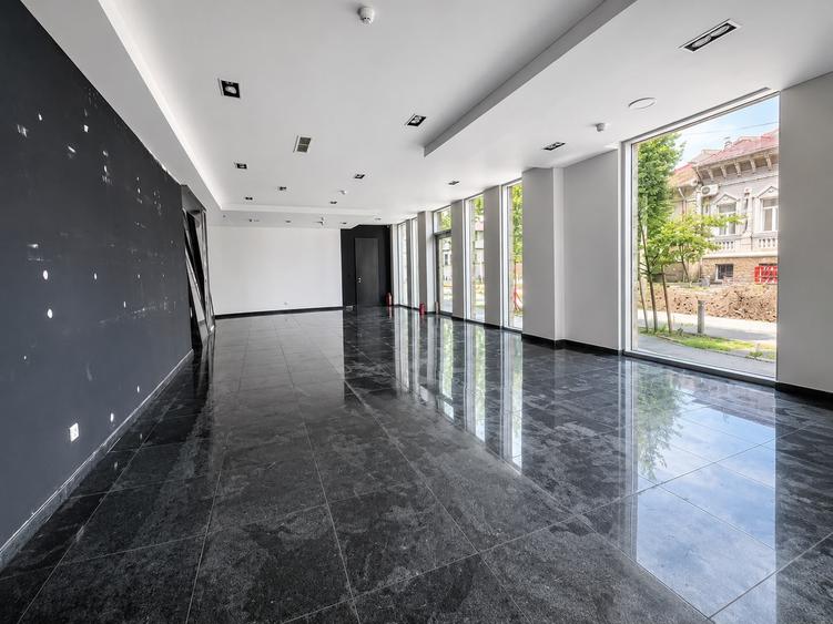 Spațiu comercial, de 80 mp, în Foișorul de Foc