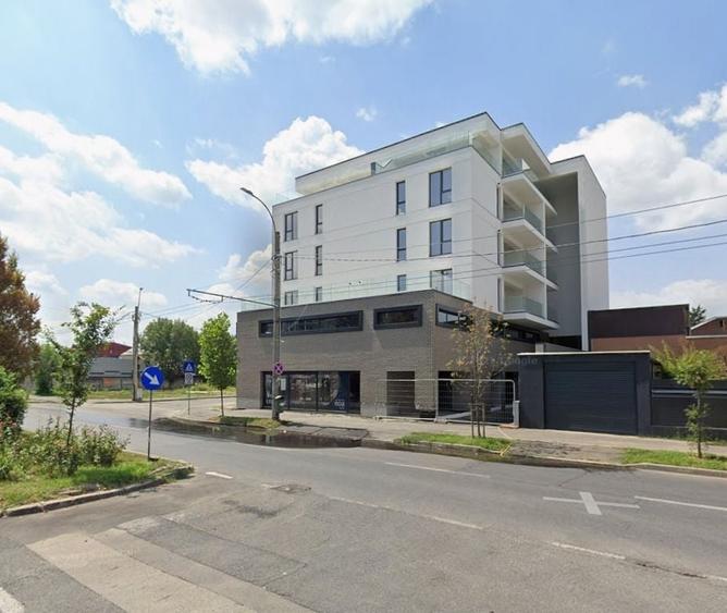 Spațiu comercial, de 730 mp, în Bucureștii Noi