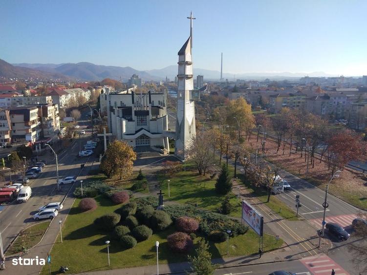 Garsonieră în Independenței