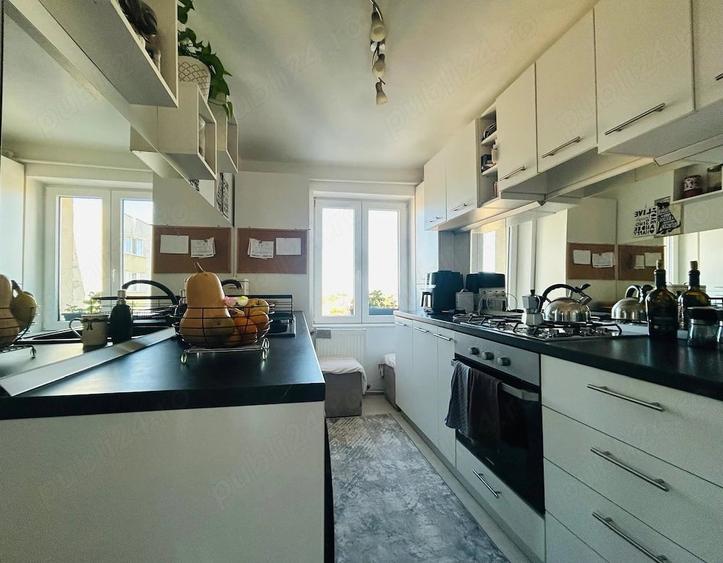 Apartament cu 2 camere decomandat în Central