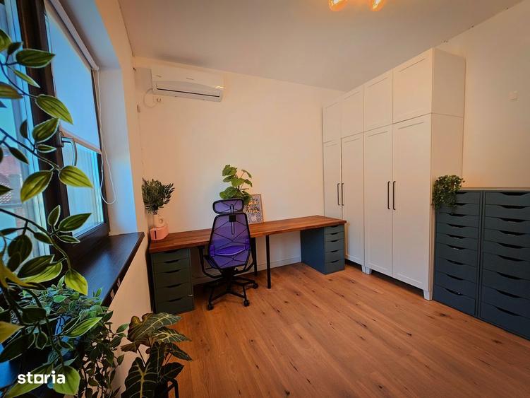 Casă cu 5 camere cu Teren 300 Mp în Corbeanca
