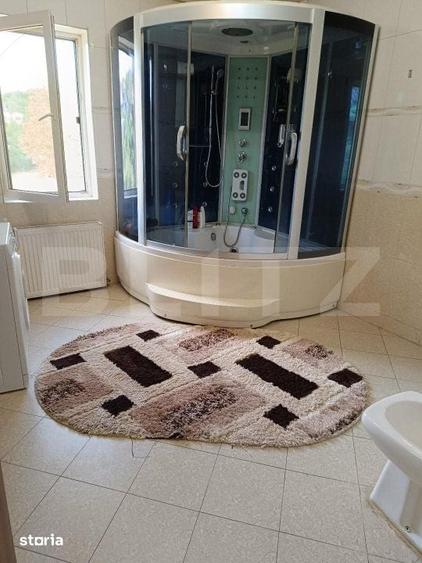 Casă cu 6 camere cu Teren 300 Mp în Central