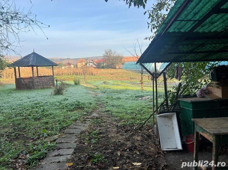 Casă cu 6 camere în Mihai Viteazu