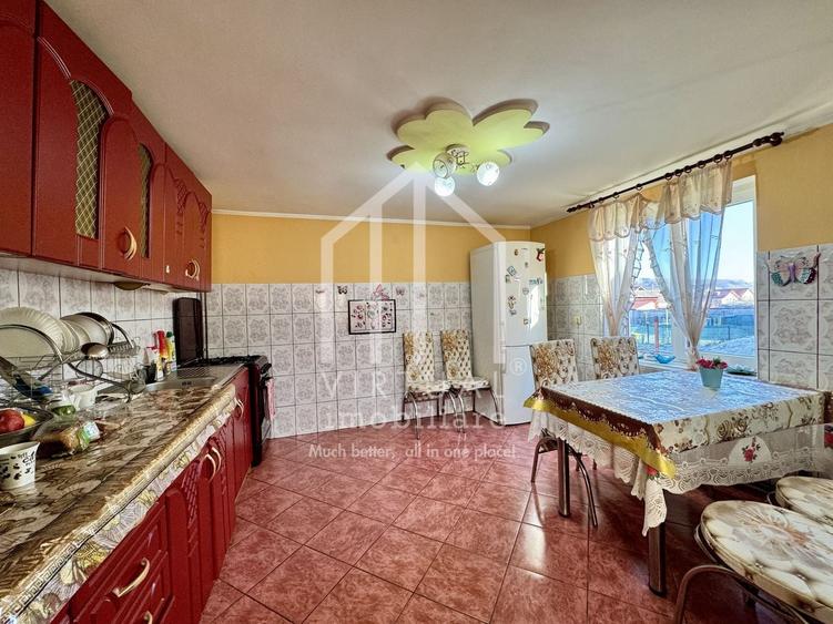 Casă individuală cu 5 camere cu Canalizare în Daia