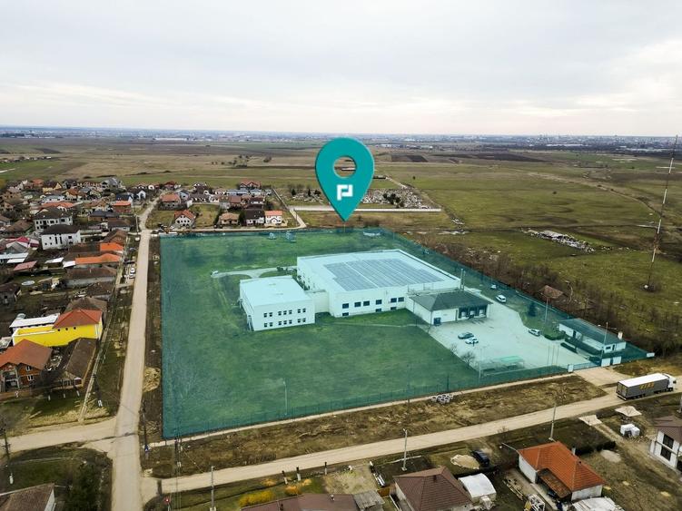 Spațiu industrial, de 6,879 mp, în Sânleani