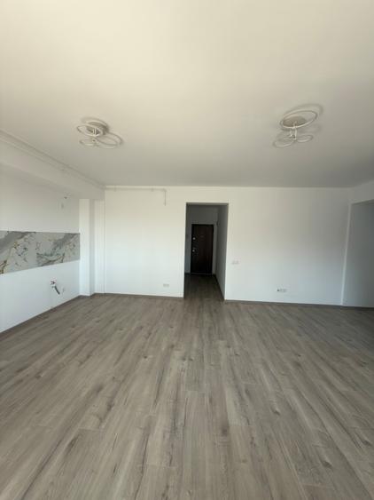 Apartament cu 2 camere semidecomandat în Florești