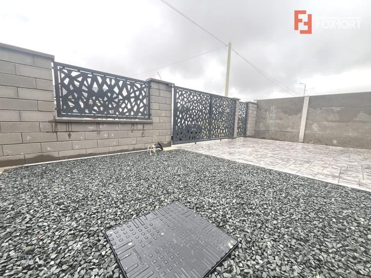 Duplex cu 4 camere cu Teren 273 Mp în Urseni
