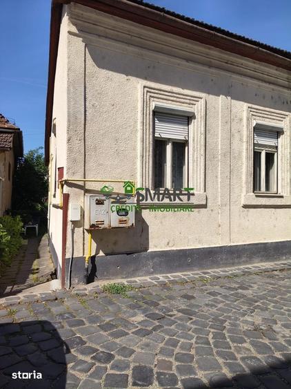 Casă cu 2 camere cu Teren 234 Mp în Orașul Vechi