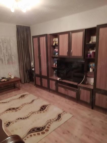 Apartament cu 2 camere decomandat în Radu Negru
