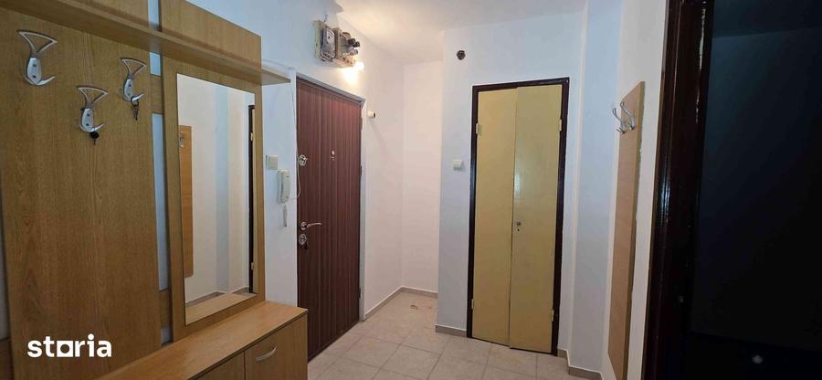 Apartament cu 2 camere semidecomandat în Cantacuzino