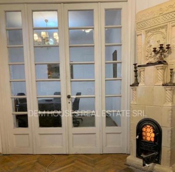 Casă cu 3 camere cu Teren 100 Mp în Unirii