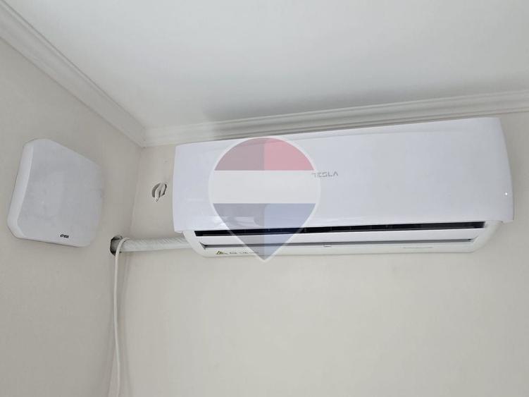 Apartament cu 2 camere semidecomandat în Crângași