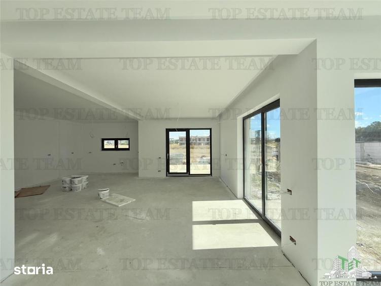 Casă cu 4 camere cu Teren 500 Mp în Tunari