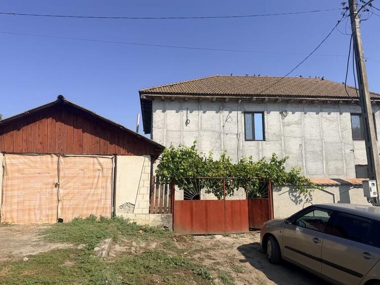 Casă cu 4 camere în Casicea