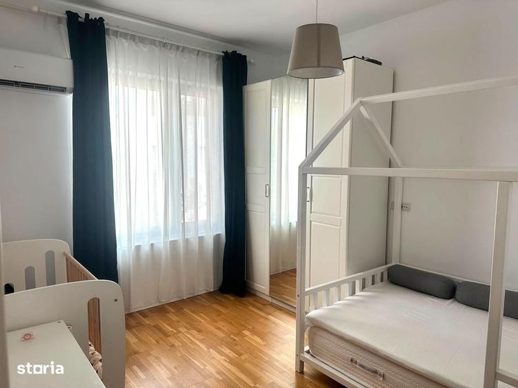 Casă cu 4 camere în Corbeanca