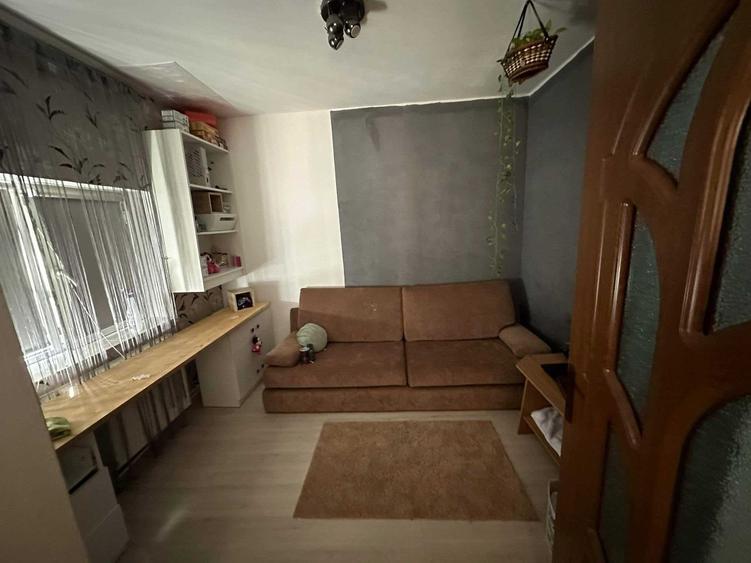 Casă cu 3 camere în Exterior Vest