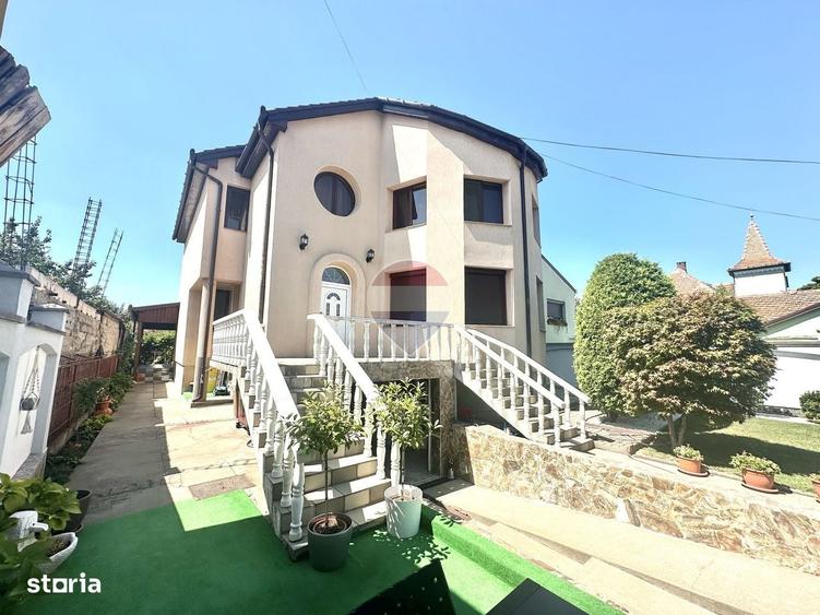 Vila Premium 7 Camere | Zona Intim Arad | Garaj - 1
