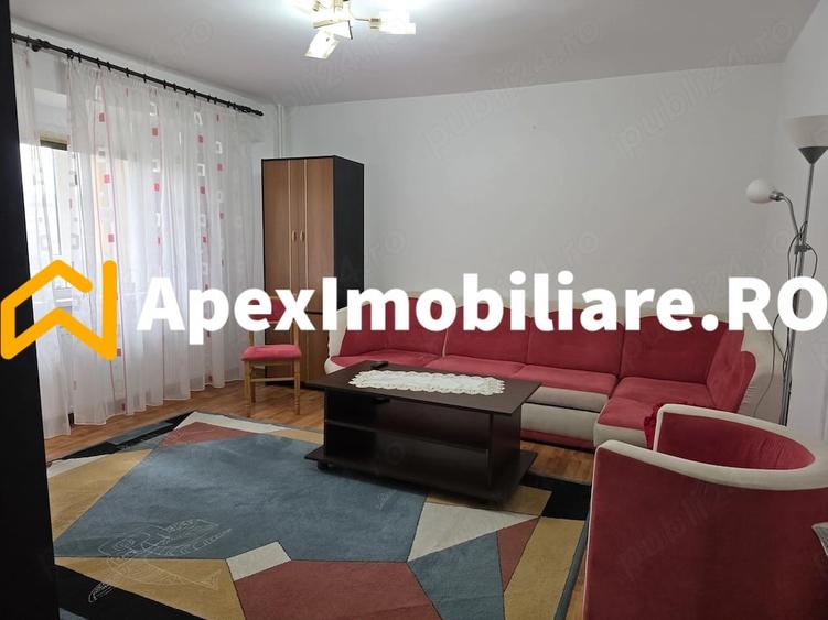 Apartament cu 3 camere decomandat, mobilat în Tineretului