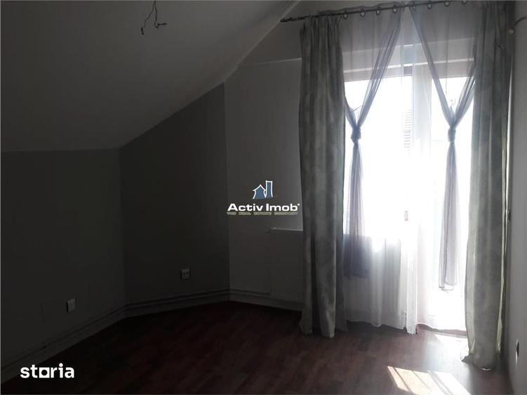 Casă cu 4 camere cu Teren 600 Mp în Sânpetru