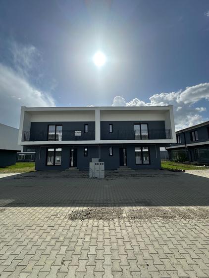 Casă cu 3 camere în Rășinari