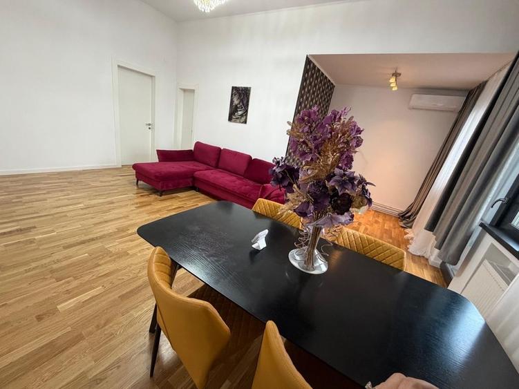 Apartament cu 3 camere, mobilat în Universitate