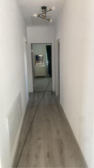 Casă cu 4 camere cu Teren 450 Mp în Stupini