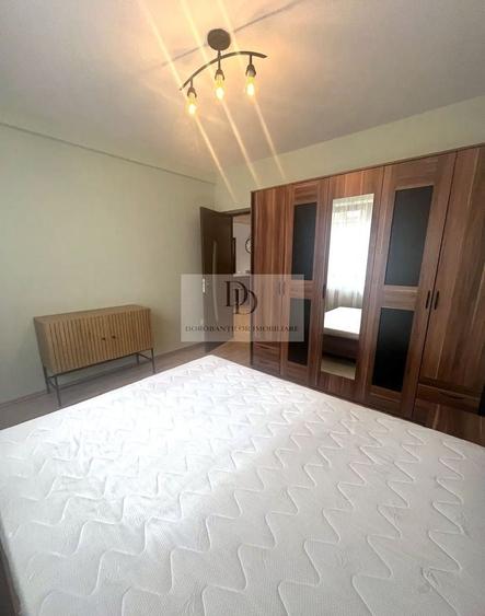 Apartament cu 3 camere decomandat, mobilat în Europa