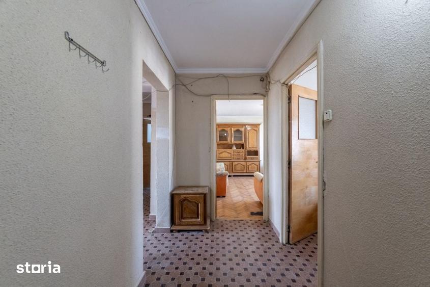 Apartament cu 3 camere în Negru Vodă