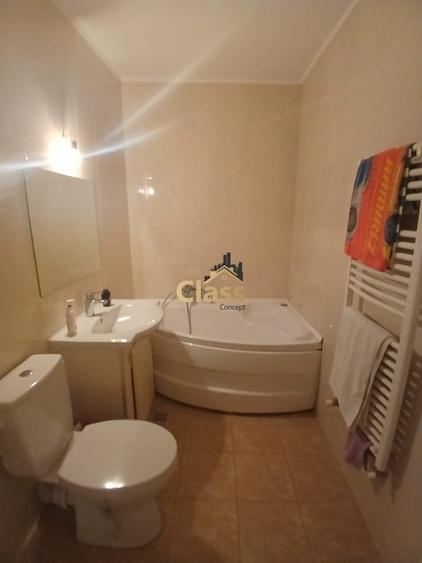 Apartament cu 4 camere decomandat, mobilat în Mărăști