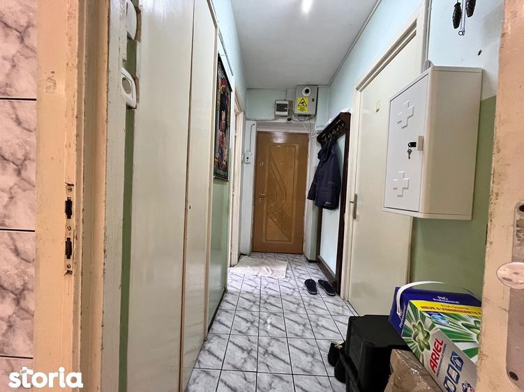 Apartament cu 3 camere în Astra