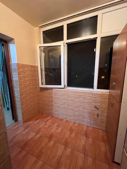 Garsonieră decomandată în Nicolina