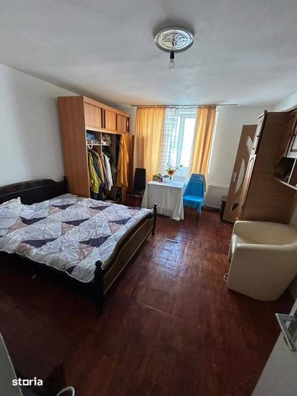 De vanzare garsoniera cf1, etajul 1,mobilata ?i utilata 26.500euro - 6