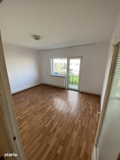 Apartament 3 camere de vanzare , Independetei M17 , et.4 , 71.500 euro - 4