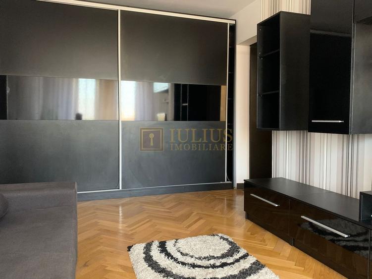 Apartament cu 3 camere semidecomandat, mobilat în Circumvalațiunii
