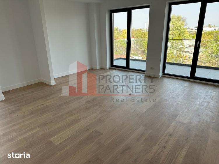 Apartament cu 3 camere în Dămăroaia