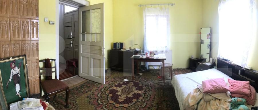 Casă individuală cu 4 camere cu Canalizare în Ulmi
