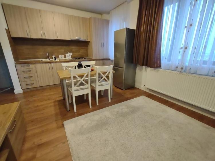 Apartament cu 2 camere semidecomandat în Brâncoveanu