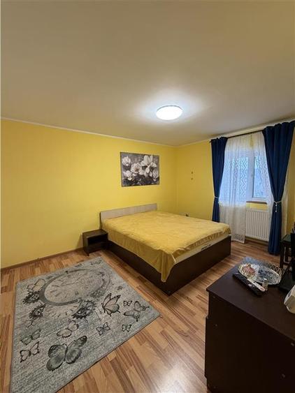 Apartament cu 2 camere decomandat în Nicolina