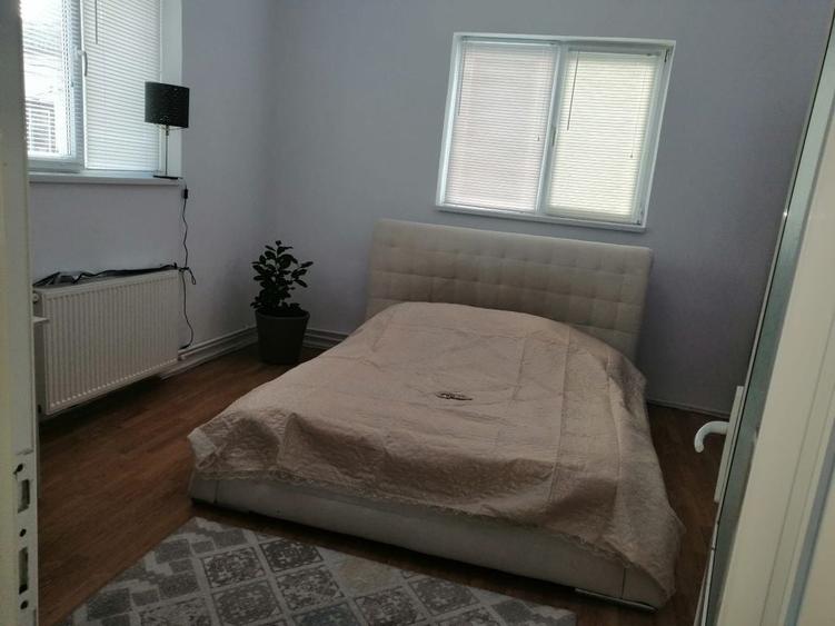 Casă cu 3 camere cu Teren 200 Mp în Central