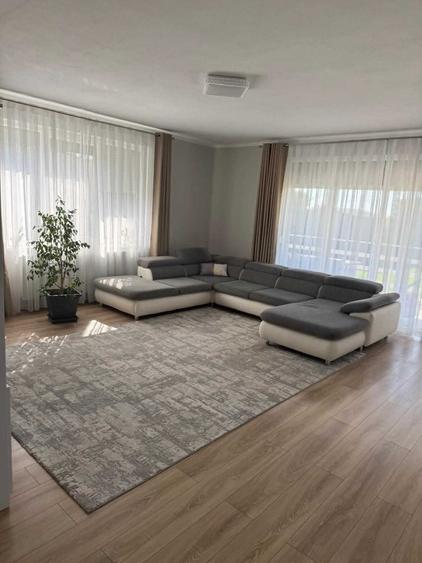 Casă cu 4 camere în Oncea