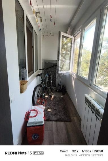 Apartament cu 3 camere semidecomandat, mobilat în Abator