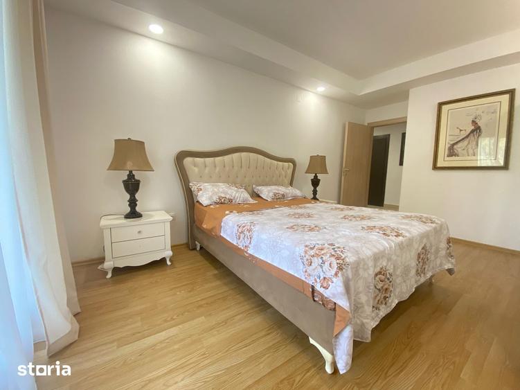 Apartament cu 3 camere semidecomandat în Ștefăneștii de Jos