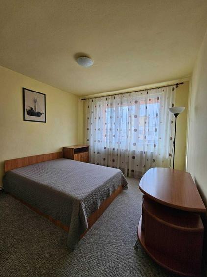 Apartament cu 2 camere semidecomandat în Grivița