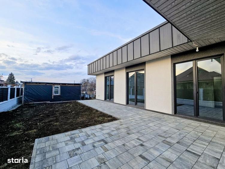 Casă cu 4 camere decomandat cu Teren 600 Mp în Hălchiu